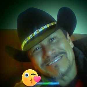 Meet your Posher, Benjamin estrada